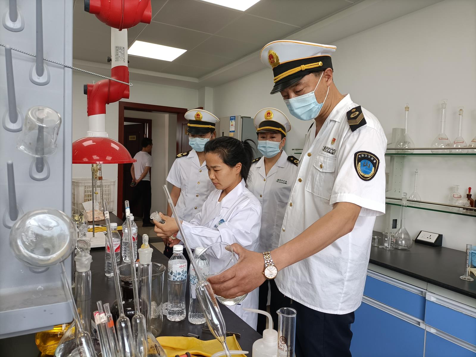 现场照片 (1).jpg 现场照片 (1).jpg