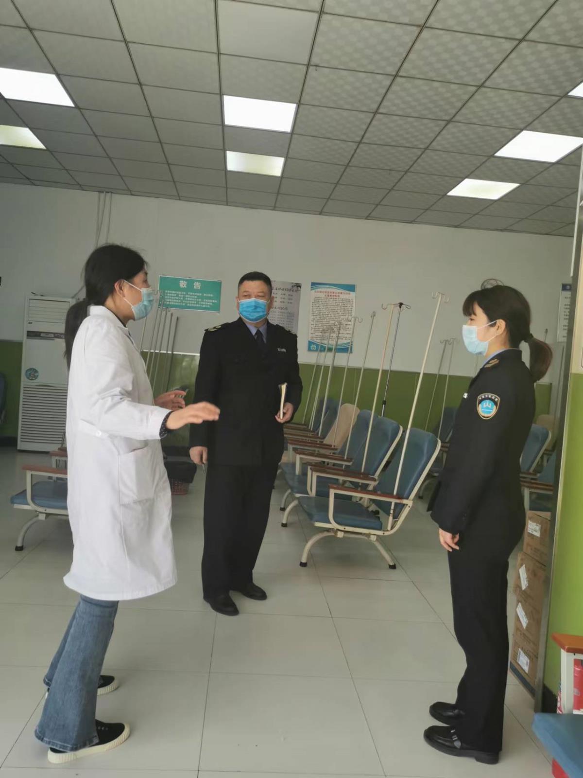 8鼓楼区卫生监督所开展疫情期间重点场所监督检查工作仲委.jpg 8鼓楼区卫生监督所开展疫情期间重点场所监督检查工作仲委.jpg
