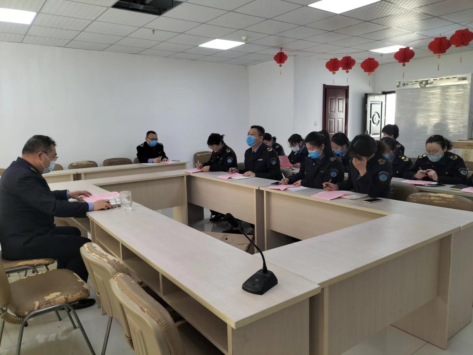 8开展廉政建设  筑牢思想防线鼓楼区卫生监督所仲委.jpg